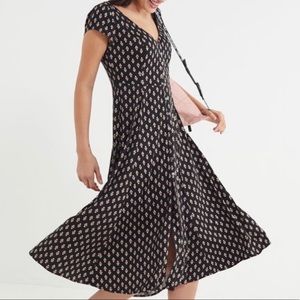 Urban Outfitters Malena Midi Dress in XS